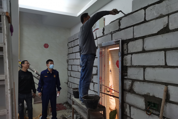 揭陽市成立700支“拆窗砌墻”施工隊全力推進“三合一”消防安全整治工作 揭陽市成立700支“拆窗砌墻”施工隊全力推進“三合一”消防安全整治工作